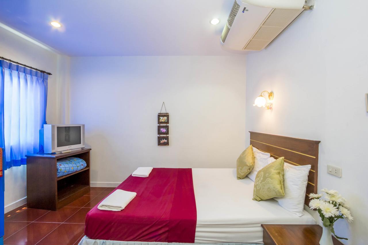 191Inn Patong Екстер'єр фото