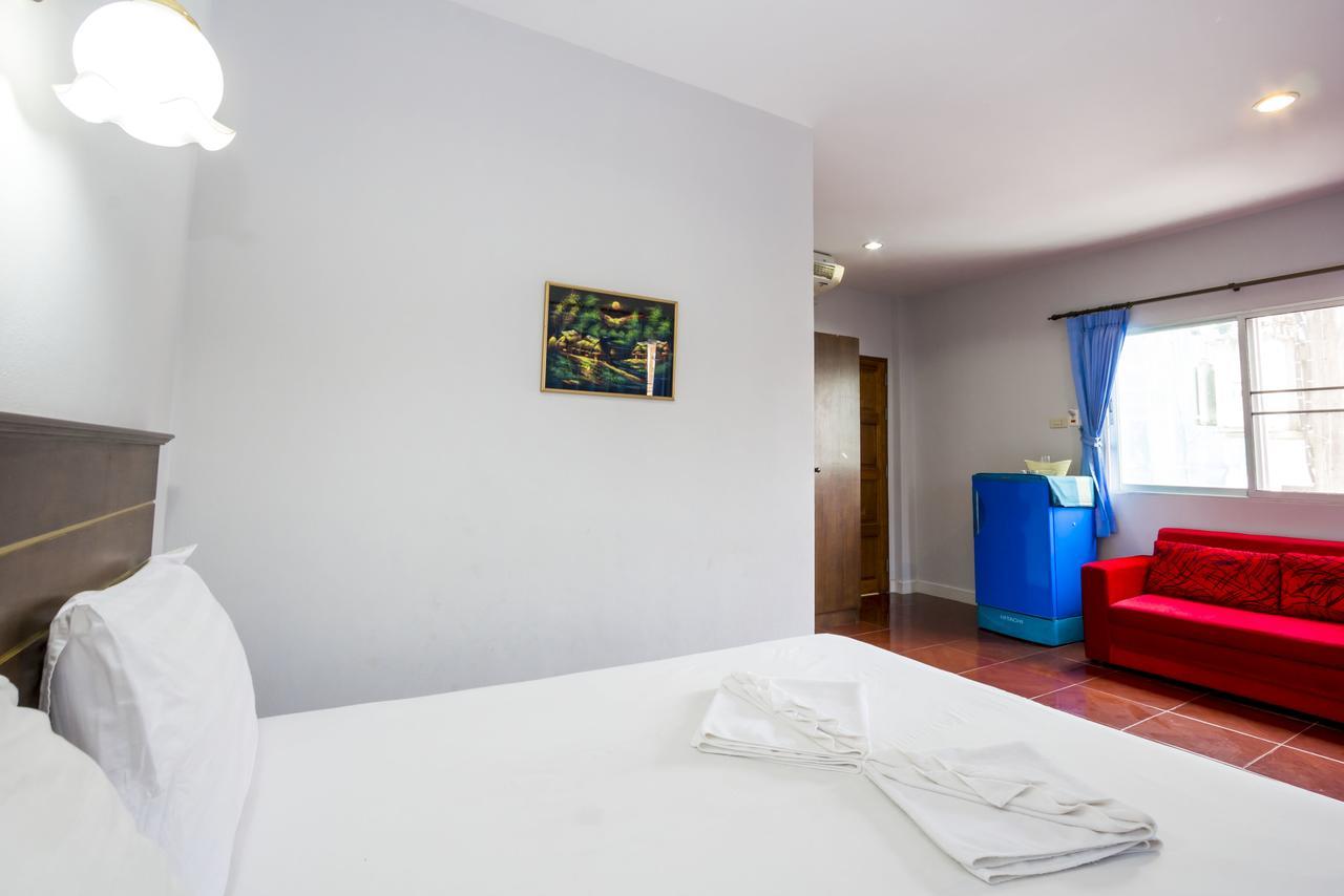 191Inn Patong Екстер'єр фото